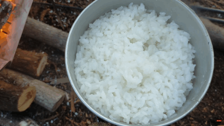 焚き火で簡単!絶品ごはんの炊き方